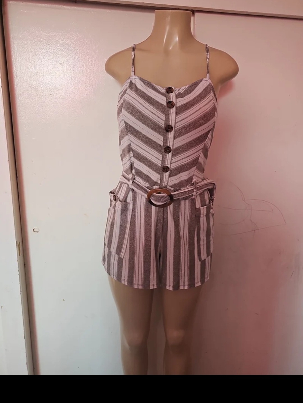 Derek Heart Striped Button-Front Spaghetti Strap Romper in Beige and White